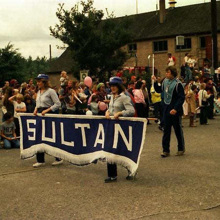 Dutch Cup Motel Sultan Buitenkant foto